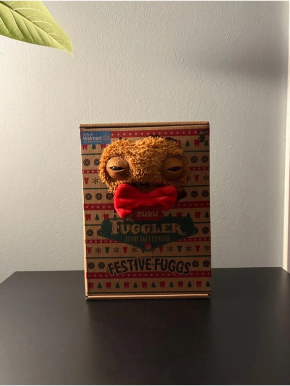 ZURU Fuggler Festive-Fuggs Plush Toy - Brown with Red Bow